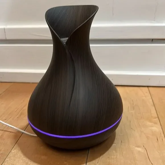 Humidifier w/6 Colour LED 9x6” - Picture 14 of 14